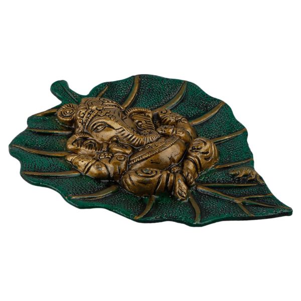 Ganesh Leaf Wall Hanging Green