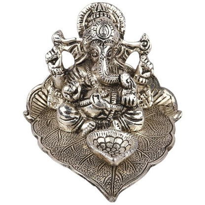 Pattee Ganesh Diya