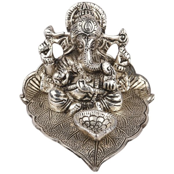 Pattee Ganesh Diya