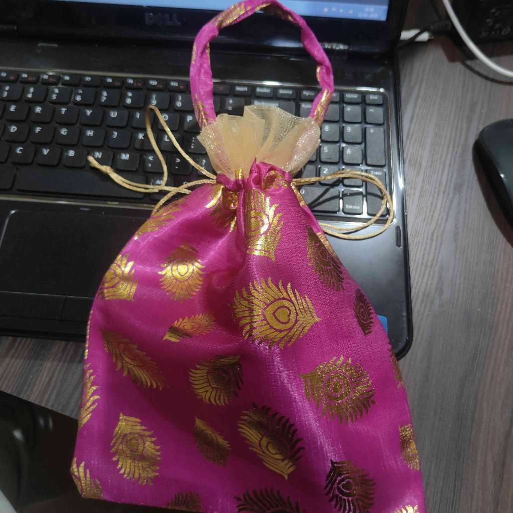 PINK KASTURI MOR PANKH POTLI BAG