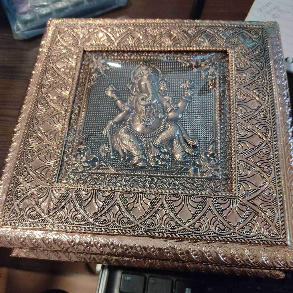 Ganesh Emboss DryFruit box 8x8