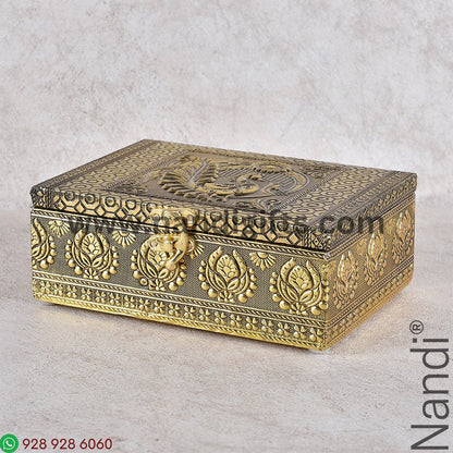 Peacock Emboss Box 7X5