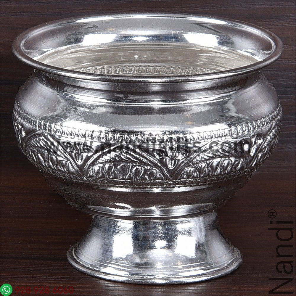 GS MATKA BOWL WITH STAND MEDIUM FINE CARVE