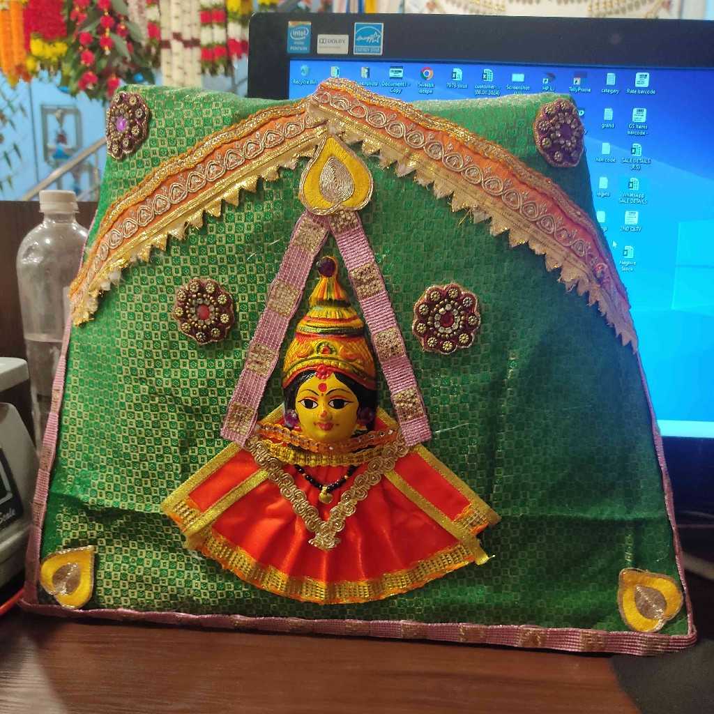 Gowri Bagina Mora Set