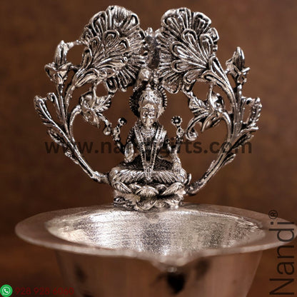 ANTIQ GS LAKSHMI DEEPA 136