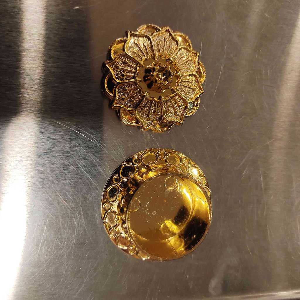 Mina Kumkum Gold Box Mini Floral