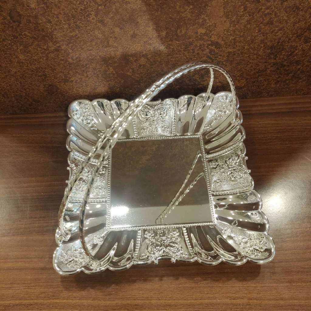 Imported GS Square Basket 11X11