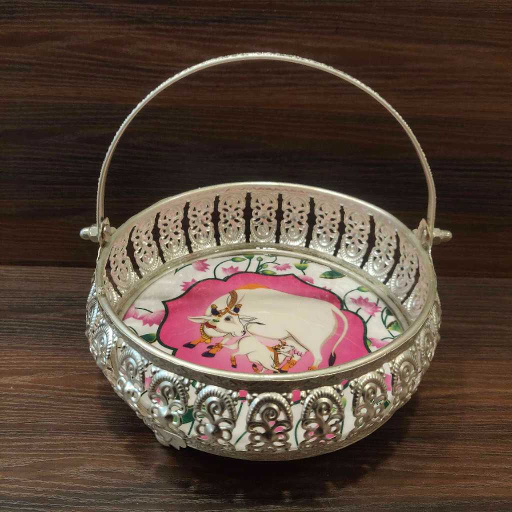 GS Pichwai Basket Round 6 Inch