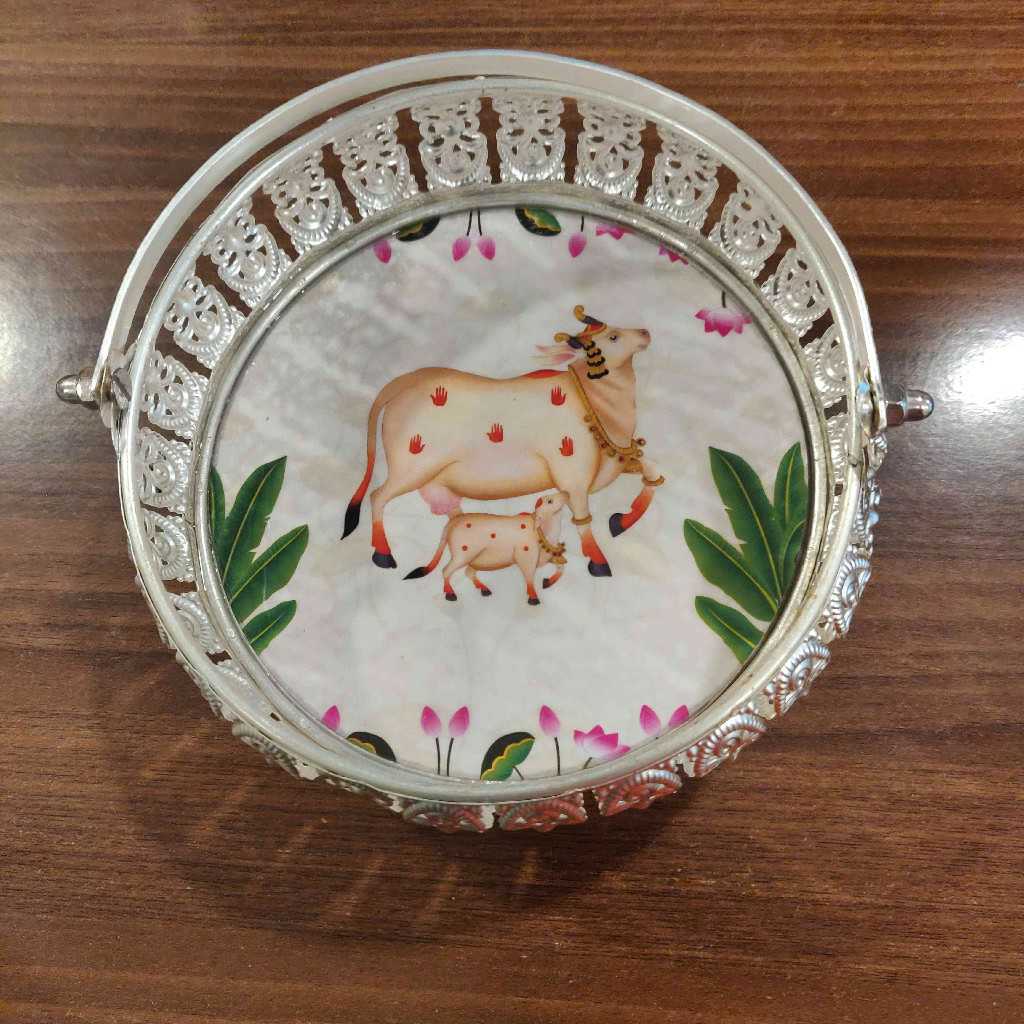 GS Pichwai Basket Round 6 Inch