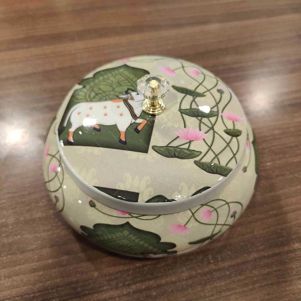 Pichwai Printed Matka Box Big