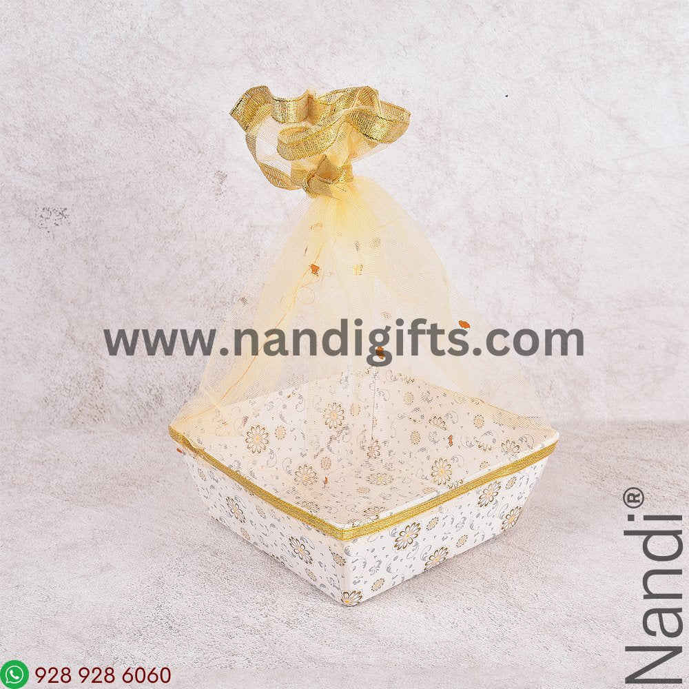 Square Hamper 6x6 Assorted Prints