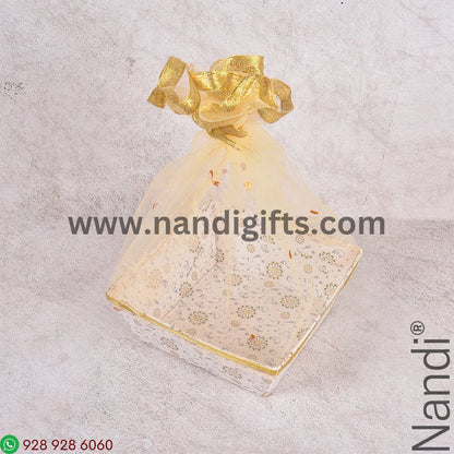 Square Hamper 6x6 Assorted Prints