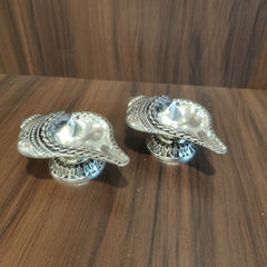 GS Antiq Shankh Diya Pair Medium